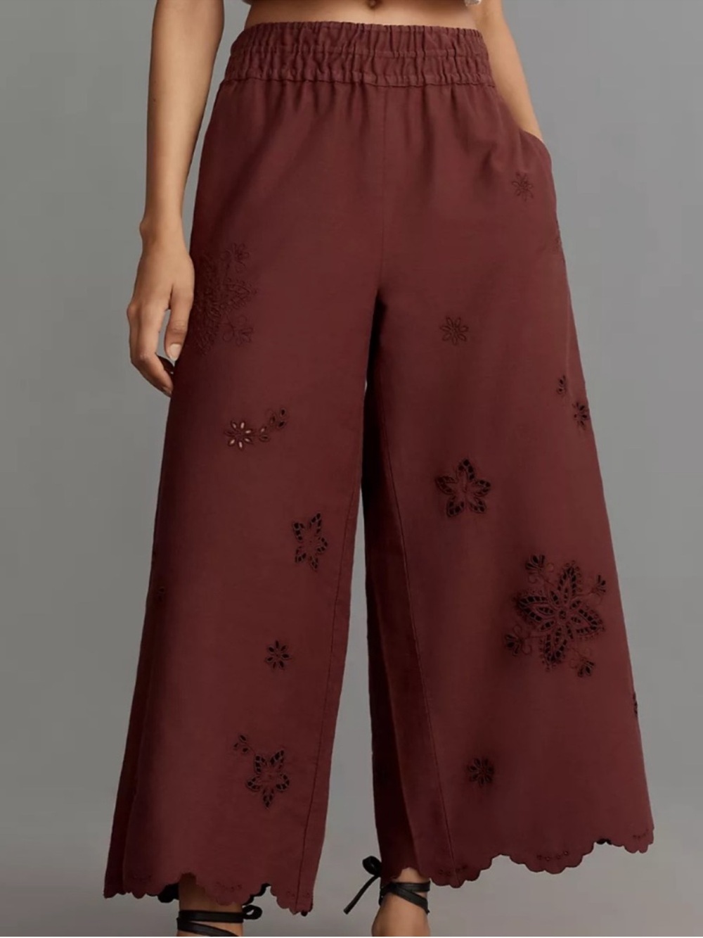 Anthropologie The Somerset Pull-On Wide pant wash embroidered cropped Burgundy M